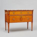 1017 7704 CHEST OF DRAWERS